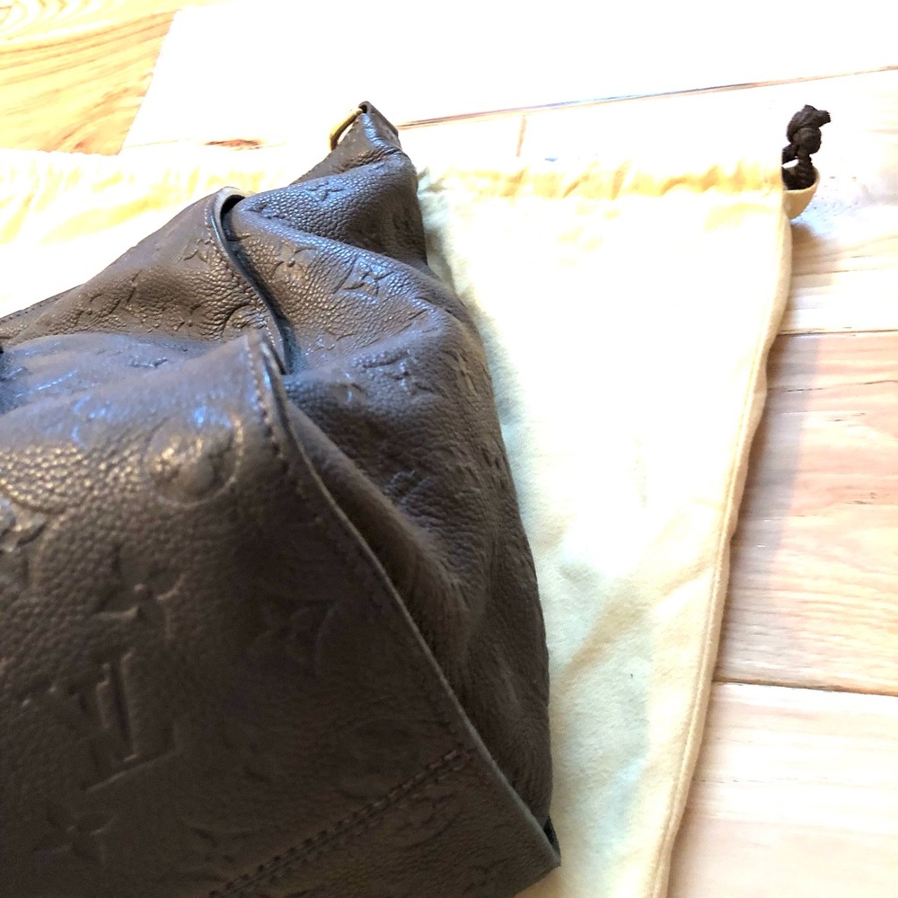 Louis Vuitton Embossed Monogram Empreinte Leather Lumineuse large GM Bag - Picture 5 of 13